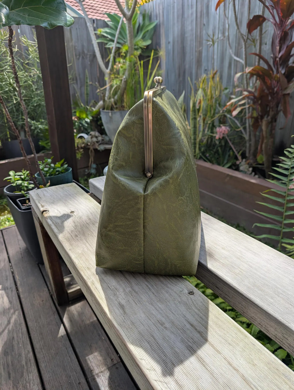 Oversized Forest Green Textured Kiss Lock Clutch Bag